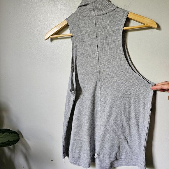 WORN ONCE INTIMATELY FREE PEOPLE LIGHT GREY HI NECK HALTER SWING TANK TOP SZ SM - Picture 10 of 12